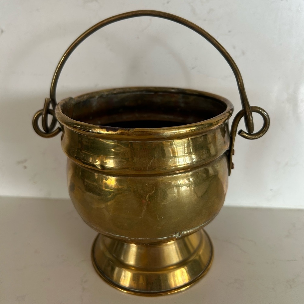 Vintage Brass Bucket / Planter with Handle